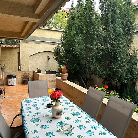 My Mother's House ホステル