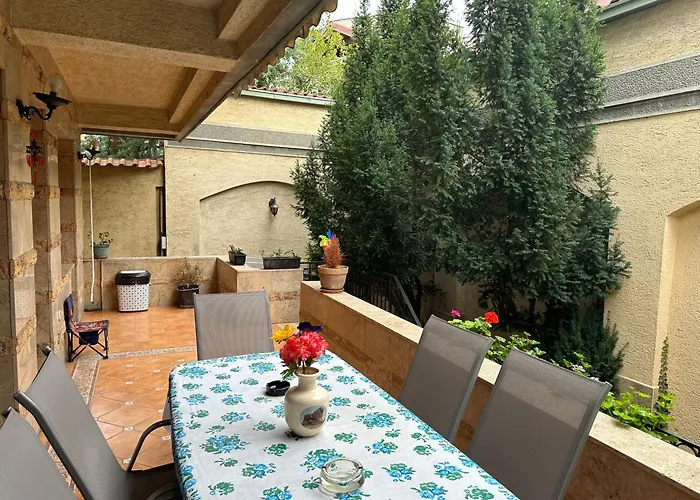 My Mother's House ホステル