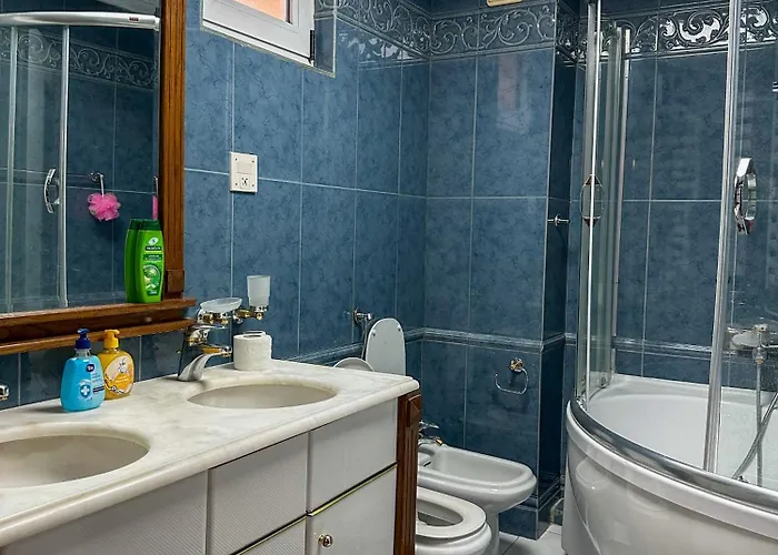 ホステル My Mother's House *